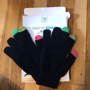 Touchscreen winter gloves.